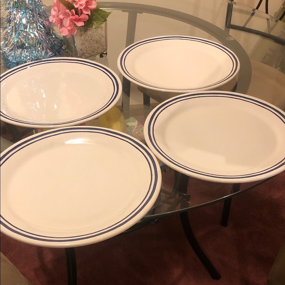 ✨HOST PICK✨ Kate Spade Lenox Classic White Dinner Plates with Blue Trim NWOT